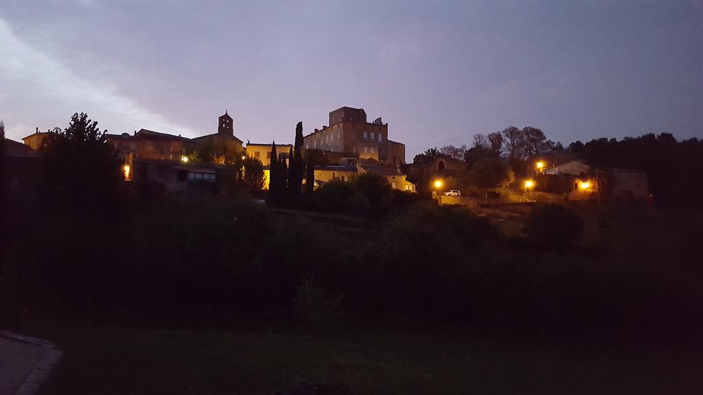 Le Mas De Combeau Tauriers Exteriér fotografie